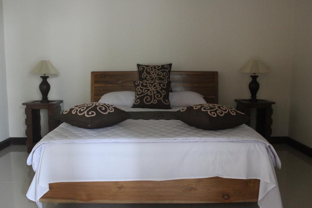 Alit Bali Villa Canggu Szoba fotó